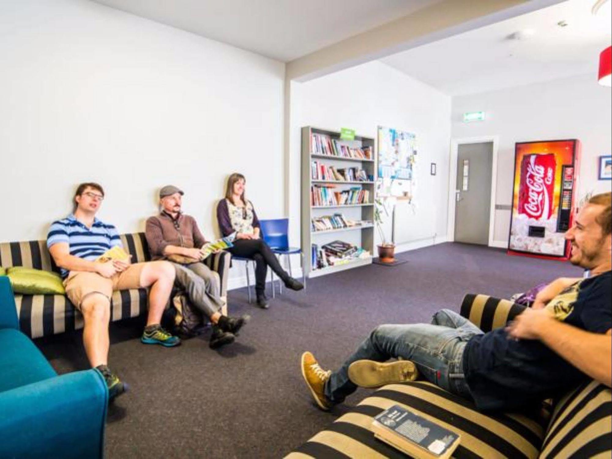 Haka House Крайстчърч Екстериор снимка The common room at the International House